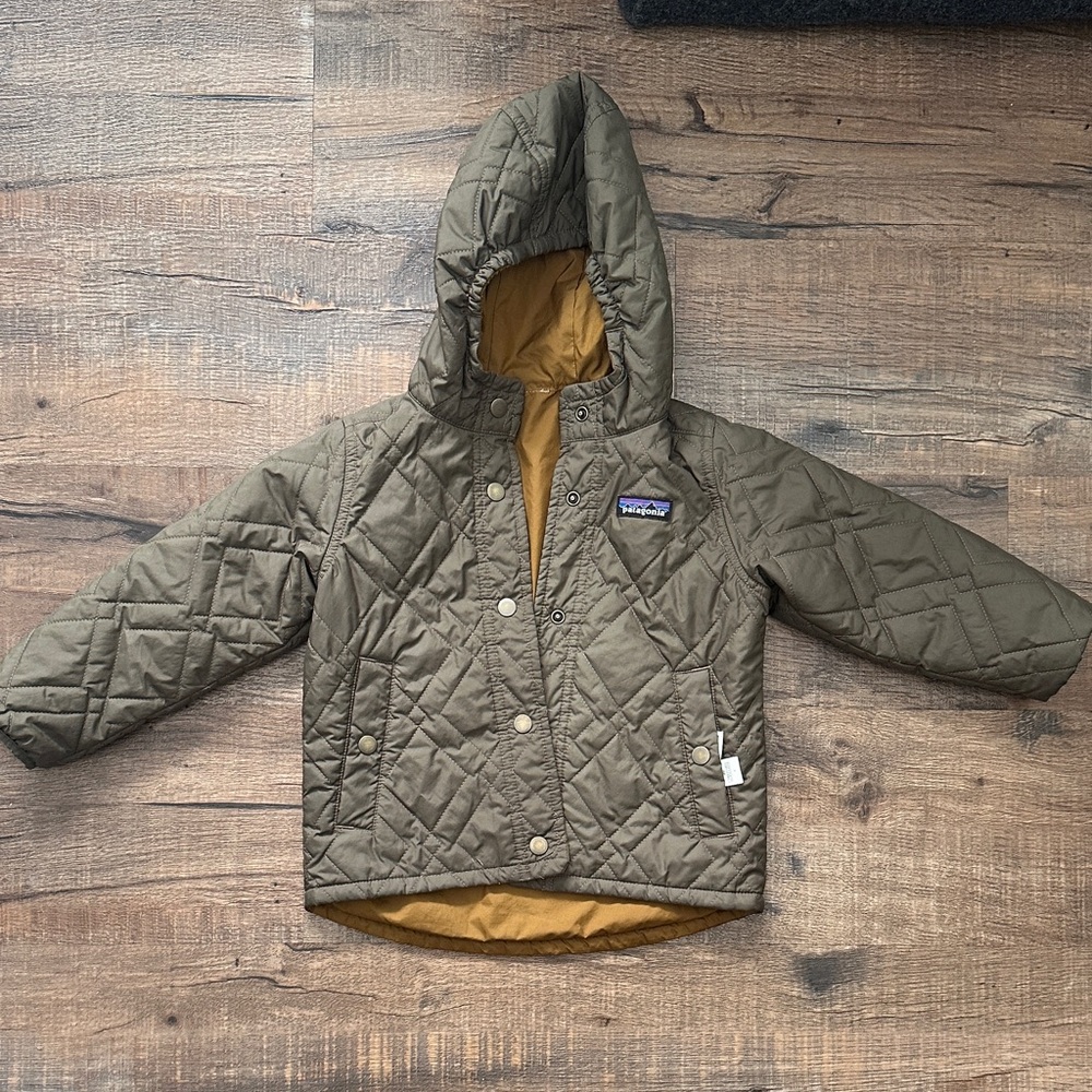 Patagonia Reversible Quilted Khaki Jacket with Mustard Lining